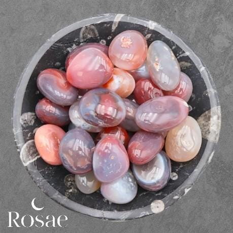 Pierre Roulée Agate Botswana Rouge 30-40 mm – Stabilité, Vitalité & Lithothérapie